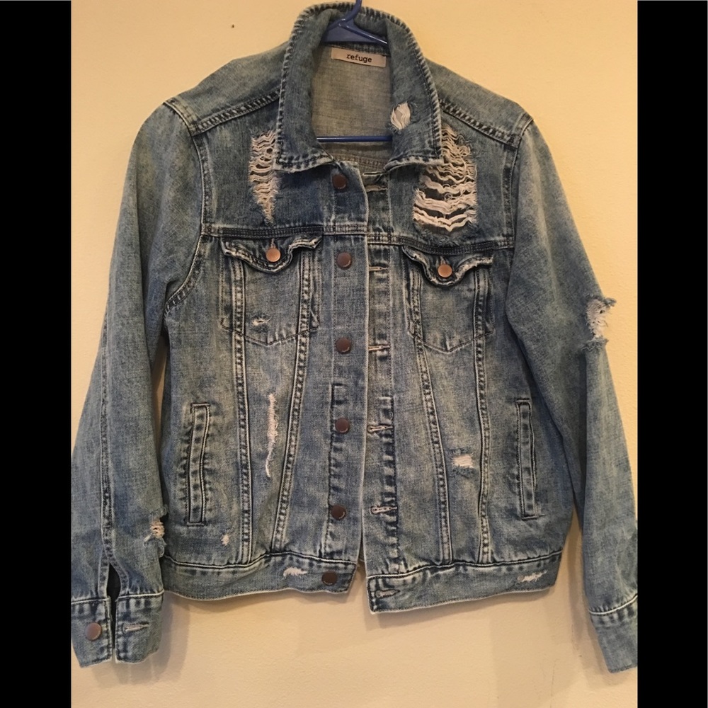 Trendy distressed jean jacket.